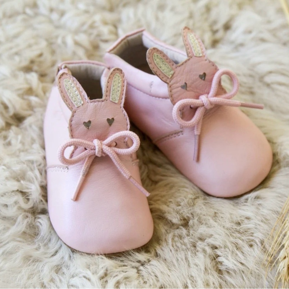Livie & Luca Pink Bunny crib shoes